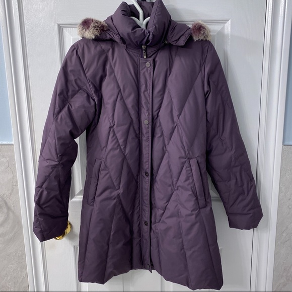 Purple Light-weight Down Coat with Real Fur Trimmed Hood Size XS IGLU Canada - Picture 11 of 12